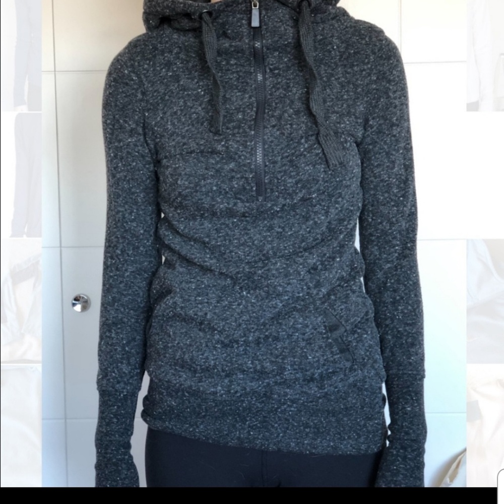 Light sweatshirt long sleeve